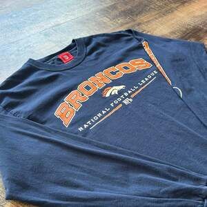 Vintage Denver Broncos NFL Long Sleeve T-Shirt Size L